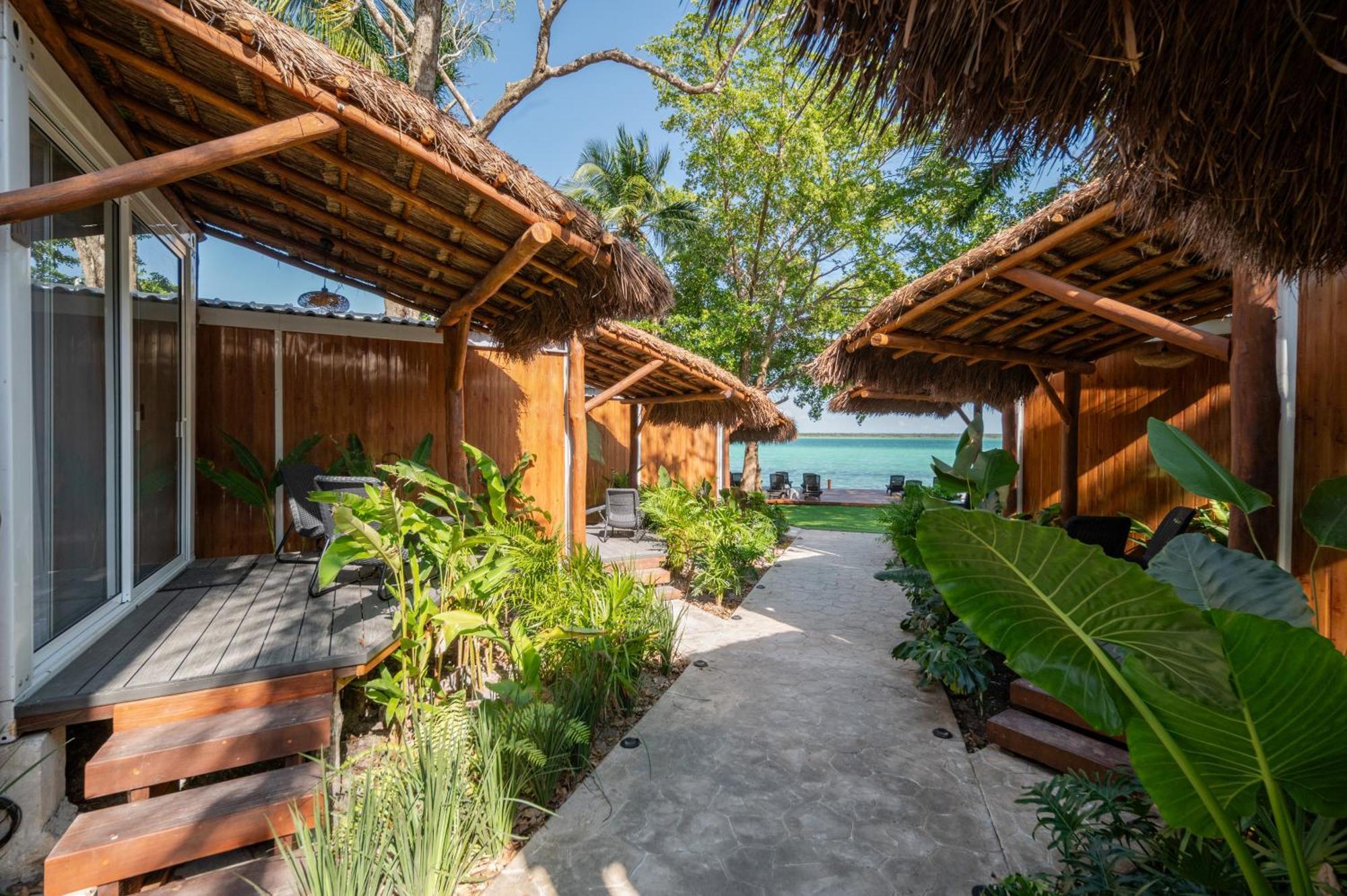 Casa Aakal Lagoon Front Bacalar Exterior photo