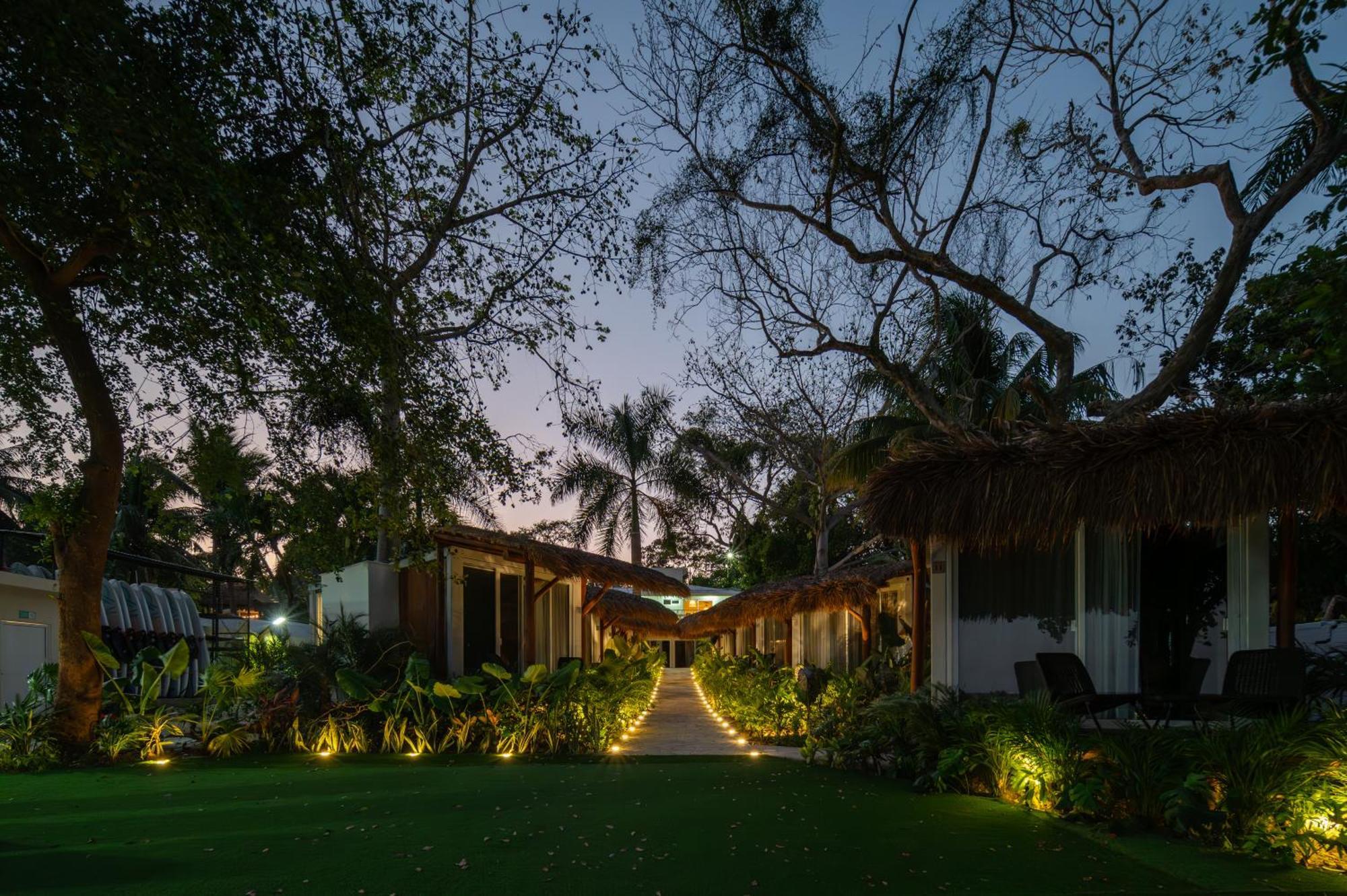 Casa Aakal Lagoon Front Bacalar Exterior photo